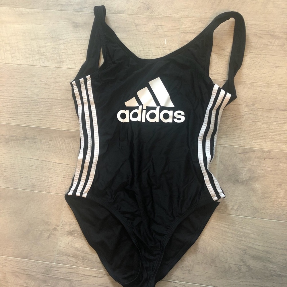 Adidas original 3 stripes Low back swimsuit